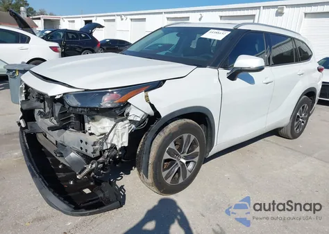 2022 Toyota Highlander Xle из США, поврежденный, VIN 5TDGZRAH2NS129214